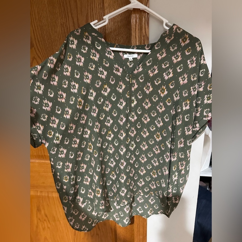 Maurices Green and Pink Patterned Top